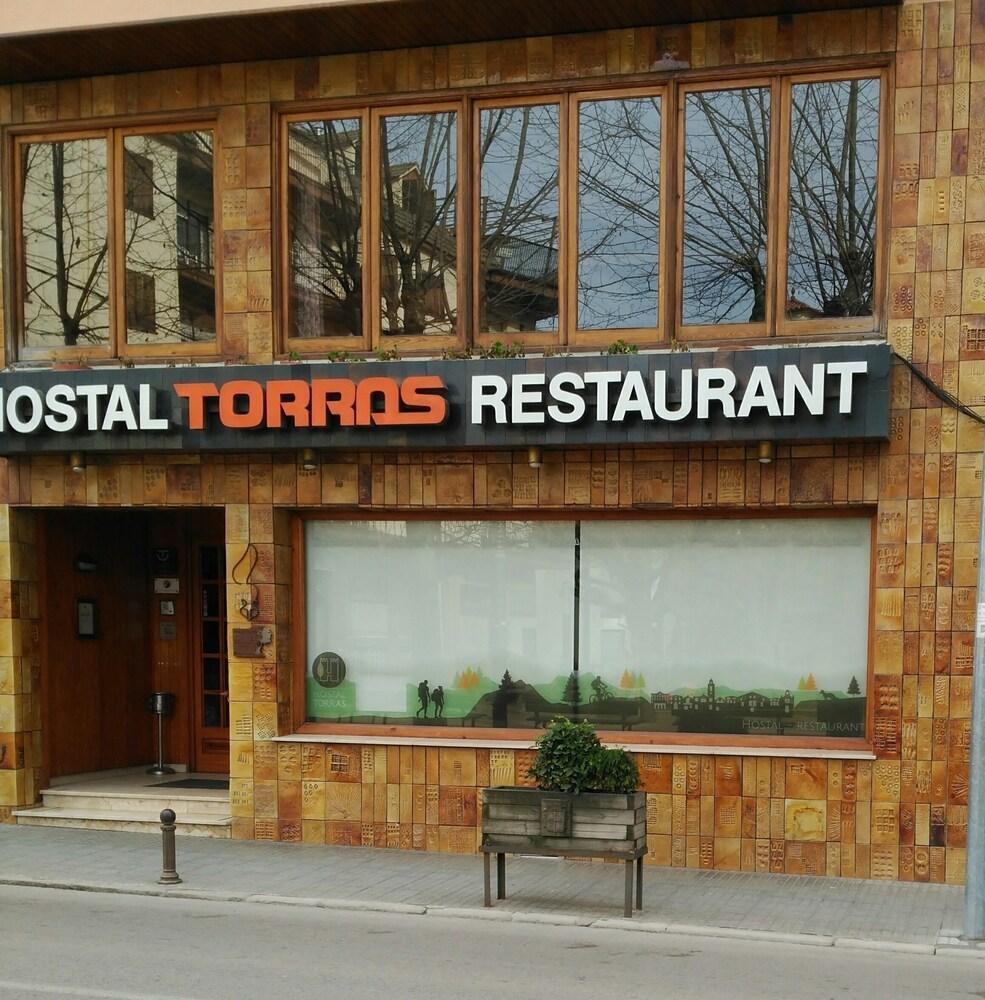 Hostal Torras Sant Hilari Sacalm Buitenkant foto